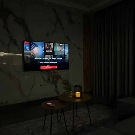 Cozyapartmens تيرانا