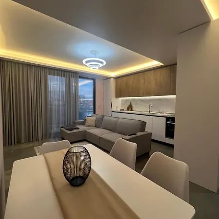 Cozyapartmens * تيرانا